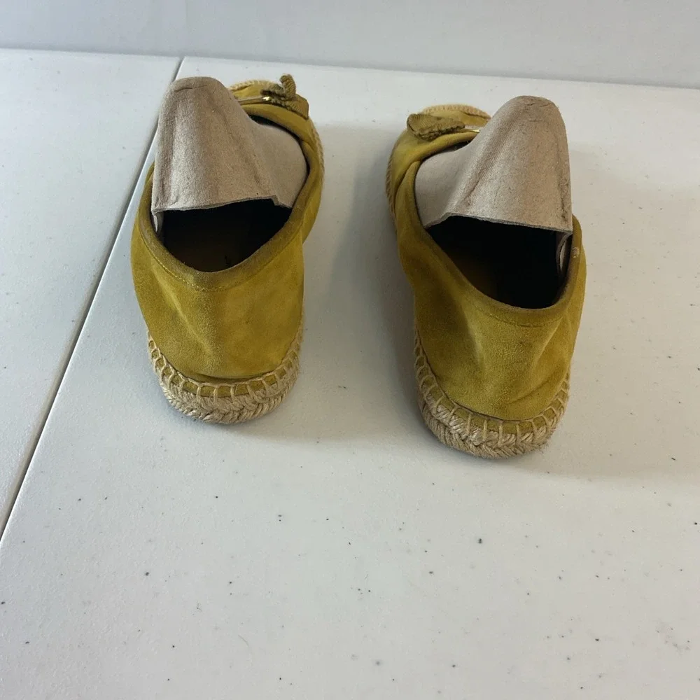 Ferragamo‎ Elodie Espadrille Suede Slip-On Flats Mustard Chartreuse Sz 7.5 Women